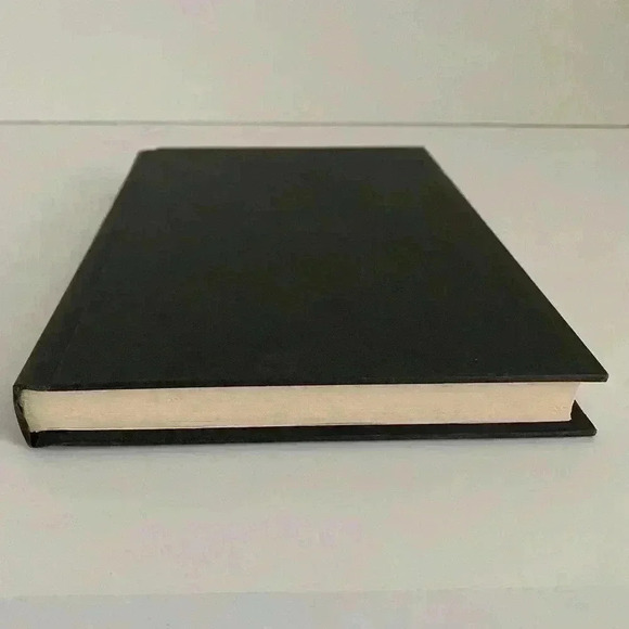 Danielle Steel Special Delivery Hardcover - Picture 10 of 12